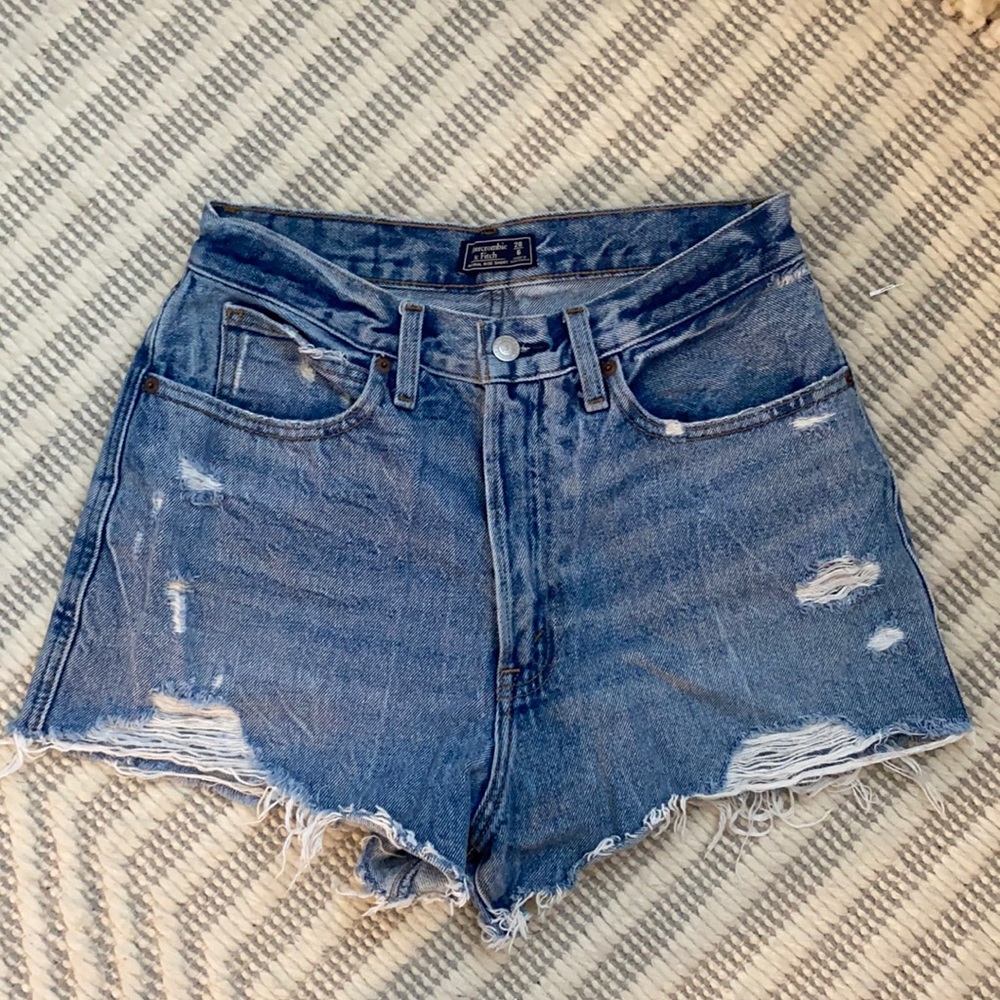 Abercrombie & Fitch denim shorts - 28
